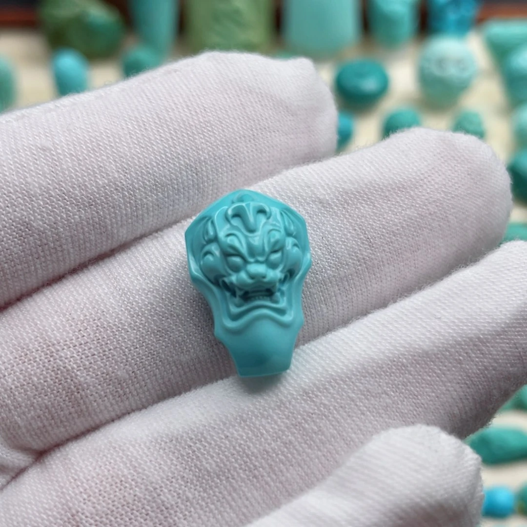 未镶嵌绿松石珠宝奇石