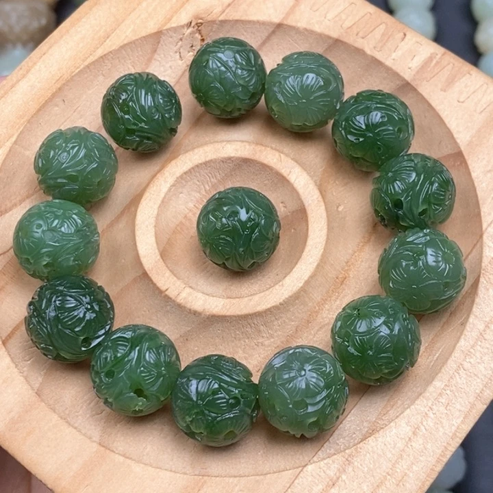 和田玉未镶嵌珠宝半成品