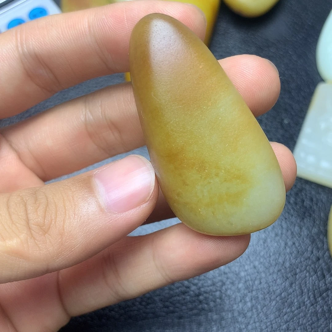 风***司和田玉未镶嵌挂件