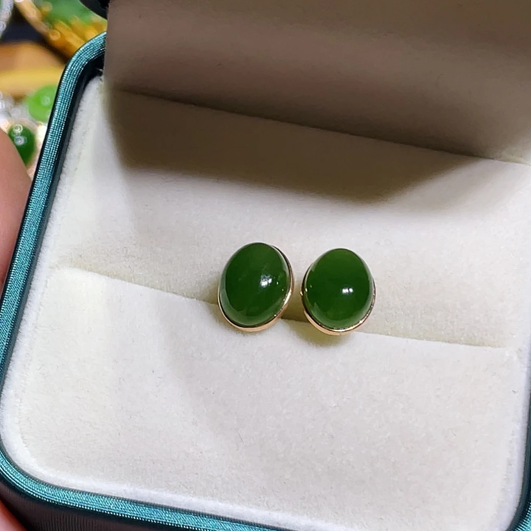 和田玉（碧玉）颈饰18K金镶嵌碧玉耳钉8*10