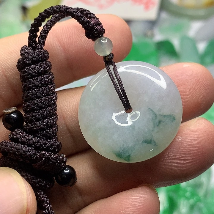 吊坠(赠链)未镶嵌翡翠