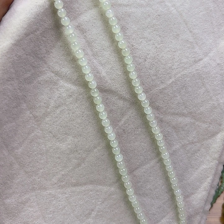 和田玉未镶嵌车挂