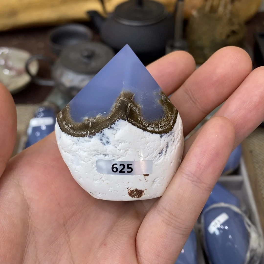 未镶嵌玛瑙/玉髓珠宝奇石625