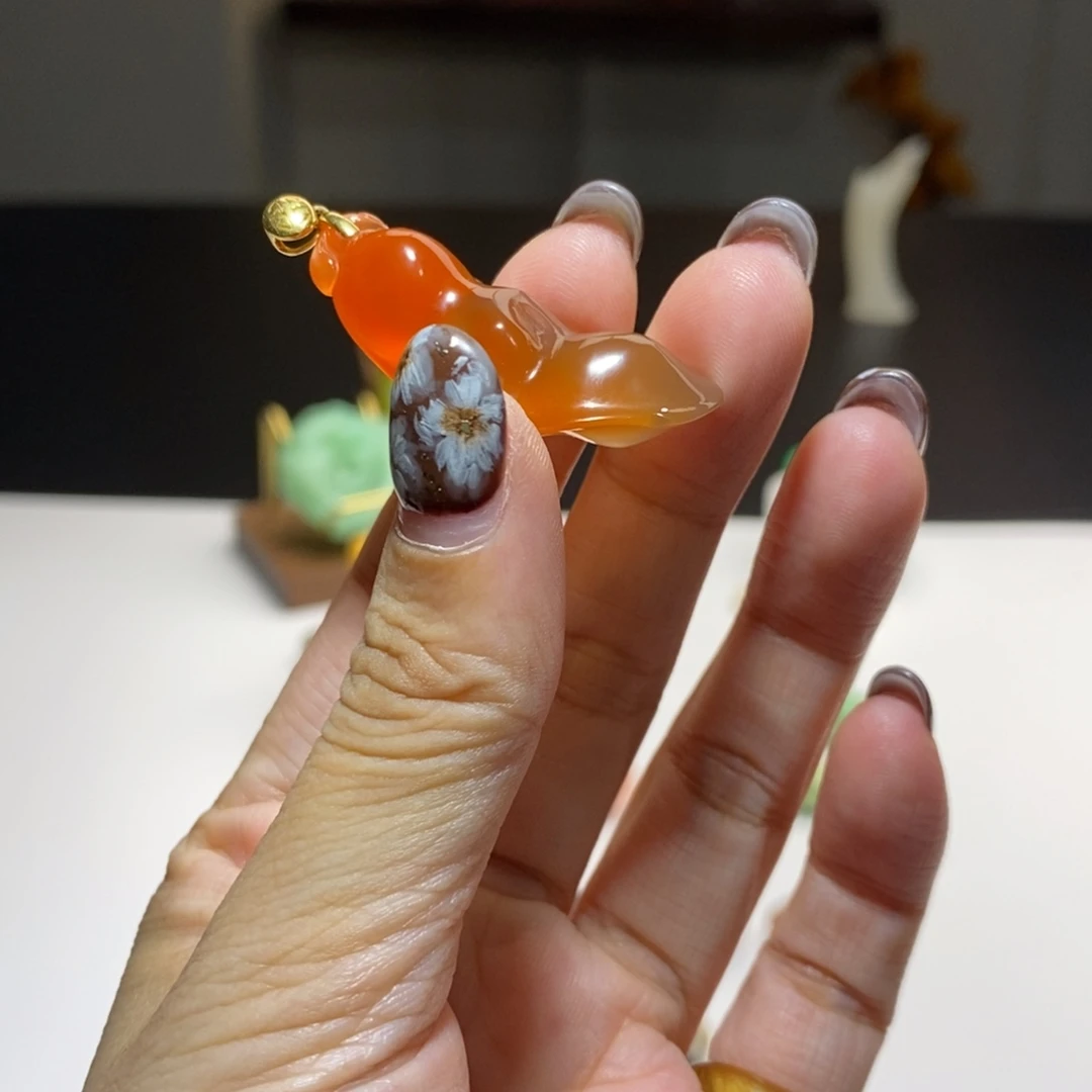 南红玛瑙未镶嵌颈饰