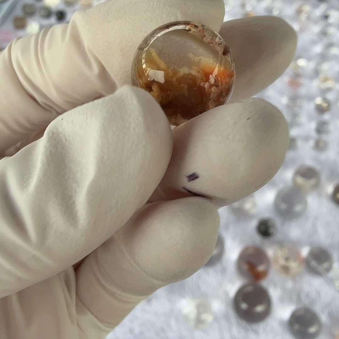 赵***妞未镶嵌珠宝半成品水晶14.3mm定制不退换