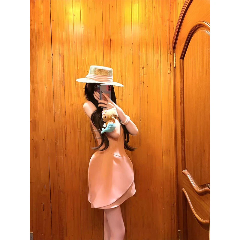 2025夏季新款修身显瘦小众设计感韩系高级收腰A字无袖圆领连衣裙