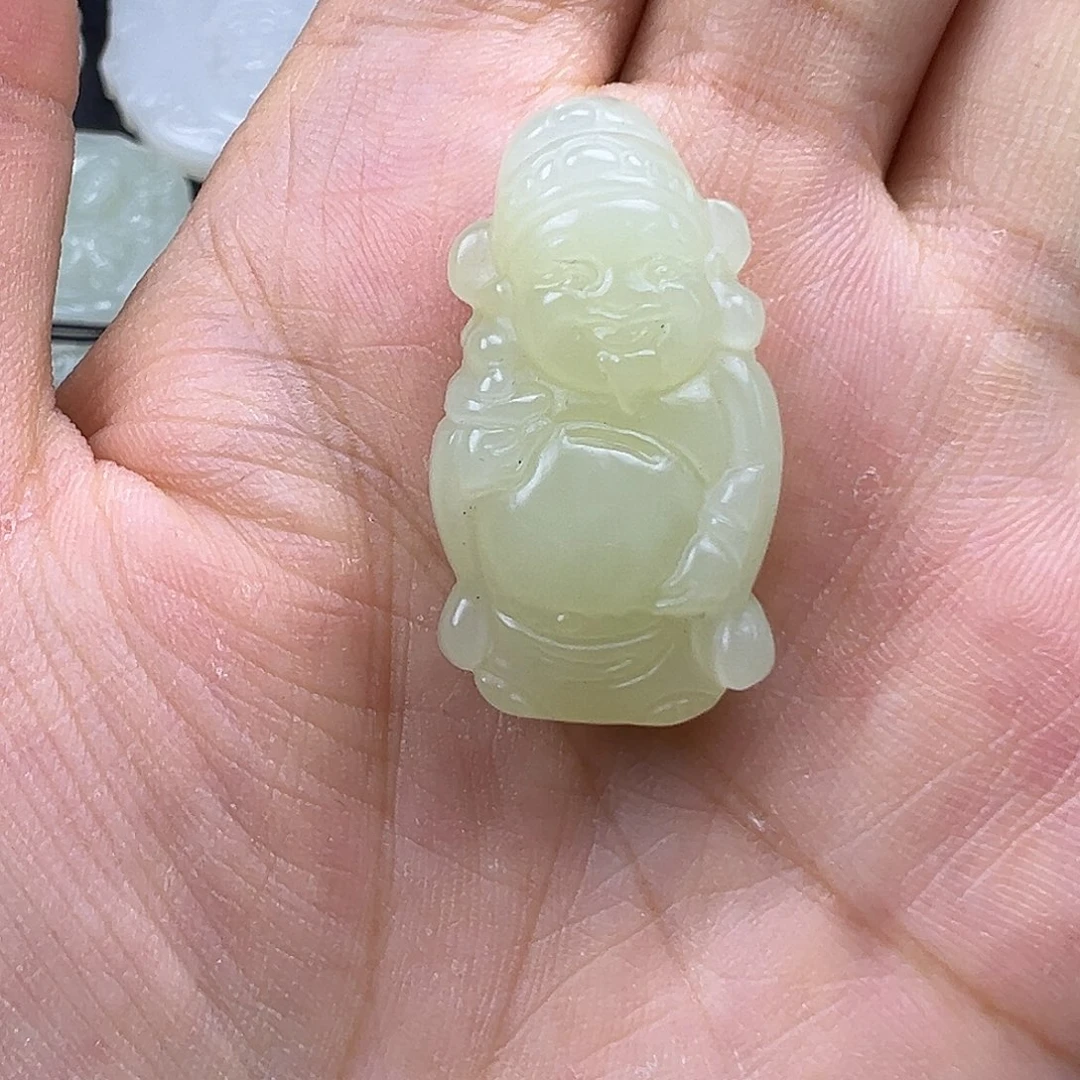和田玉未镶嵌吊坠(赠链)