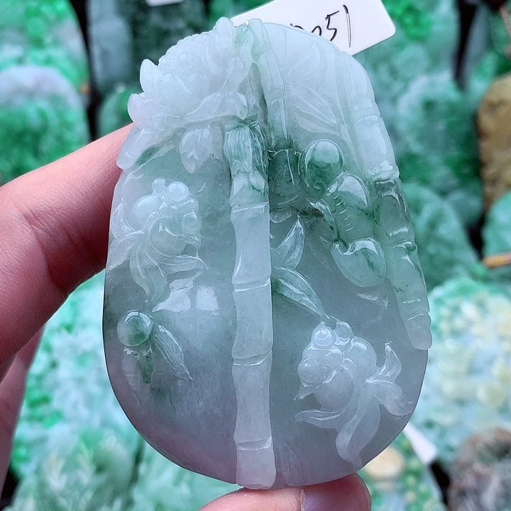 翡翠吊坠(不含链)未镶嵌