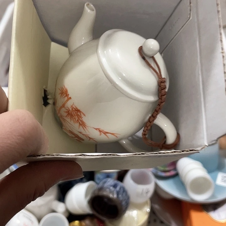 陶瓷茶具全部默认微瑕处理不影响使用完美主义者慎拍！