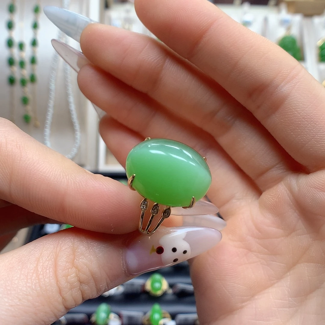 和田玉戒指18K金镶嵌13×18