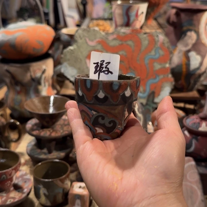 手工制作各种精美陶瓷