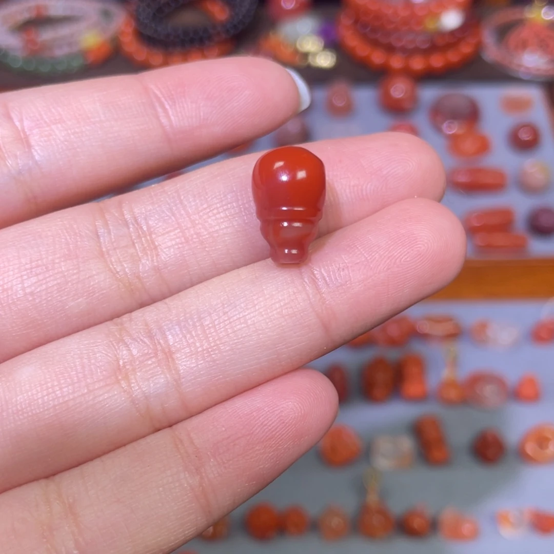 南红玛瑙未镶嵌玫瑰红三通卡9.2