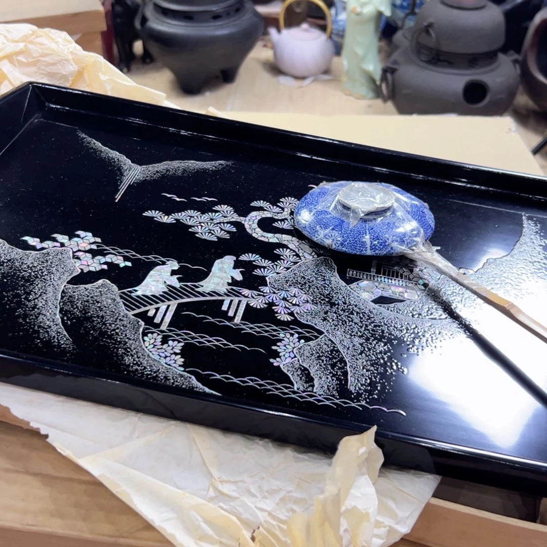 瓷片陶瓷和金属表面涂了