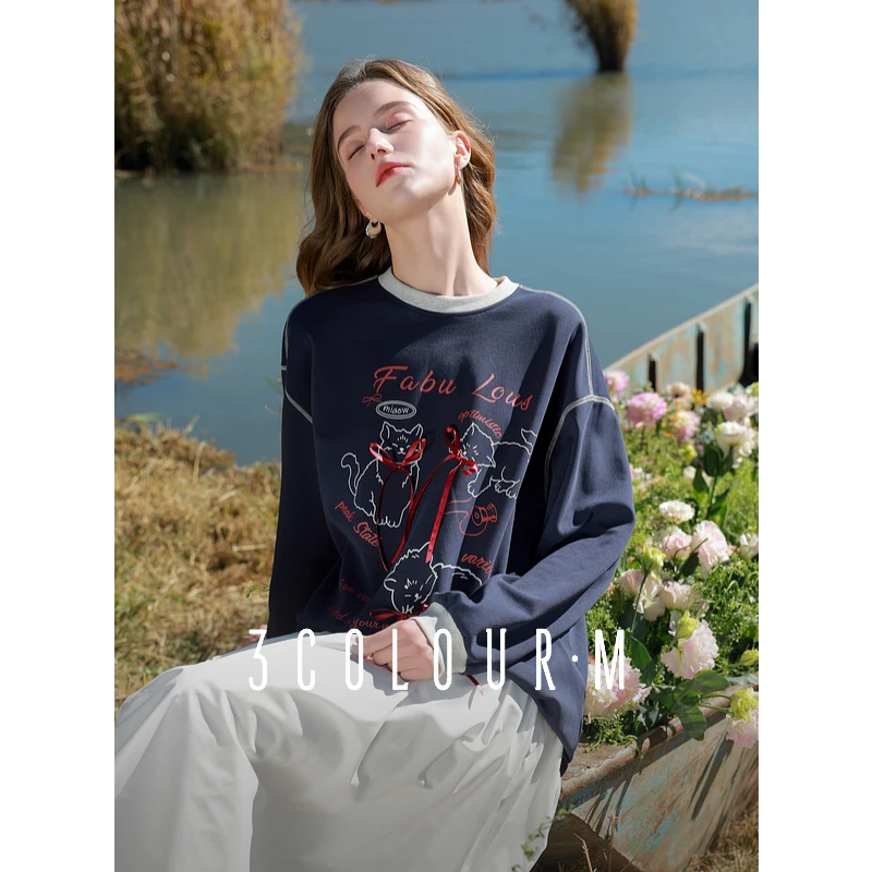 三彩2025春季新款线条小猫蝴蝶结卫衣圆领套头宽松慵懒M