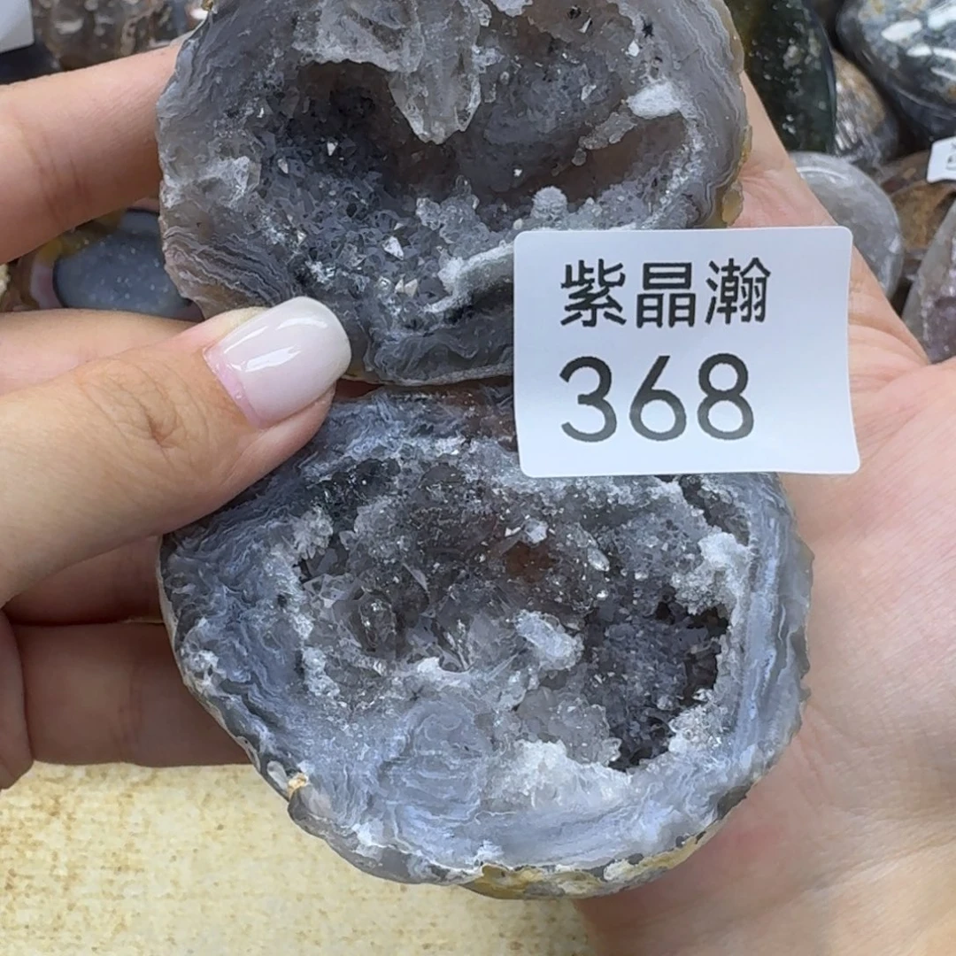 未镶嵌水晶大型摆件（非配饰）