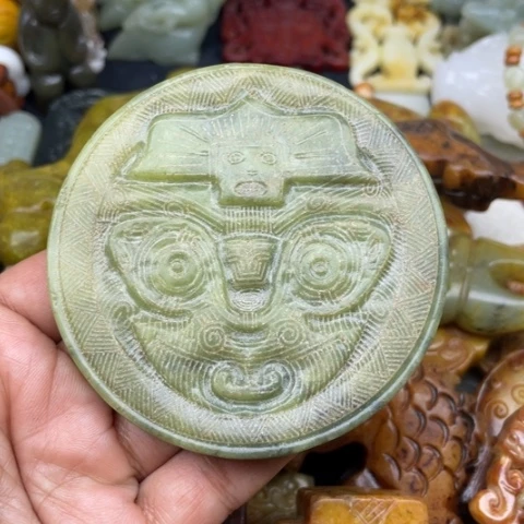 蛇纹石玉颈饰未镶嵌12