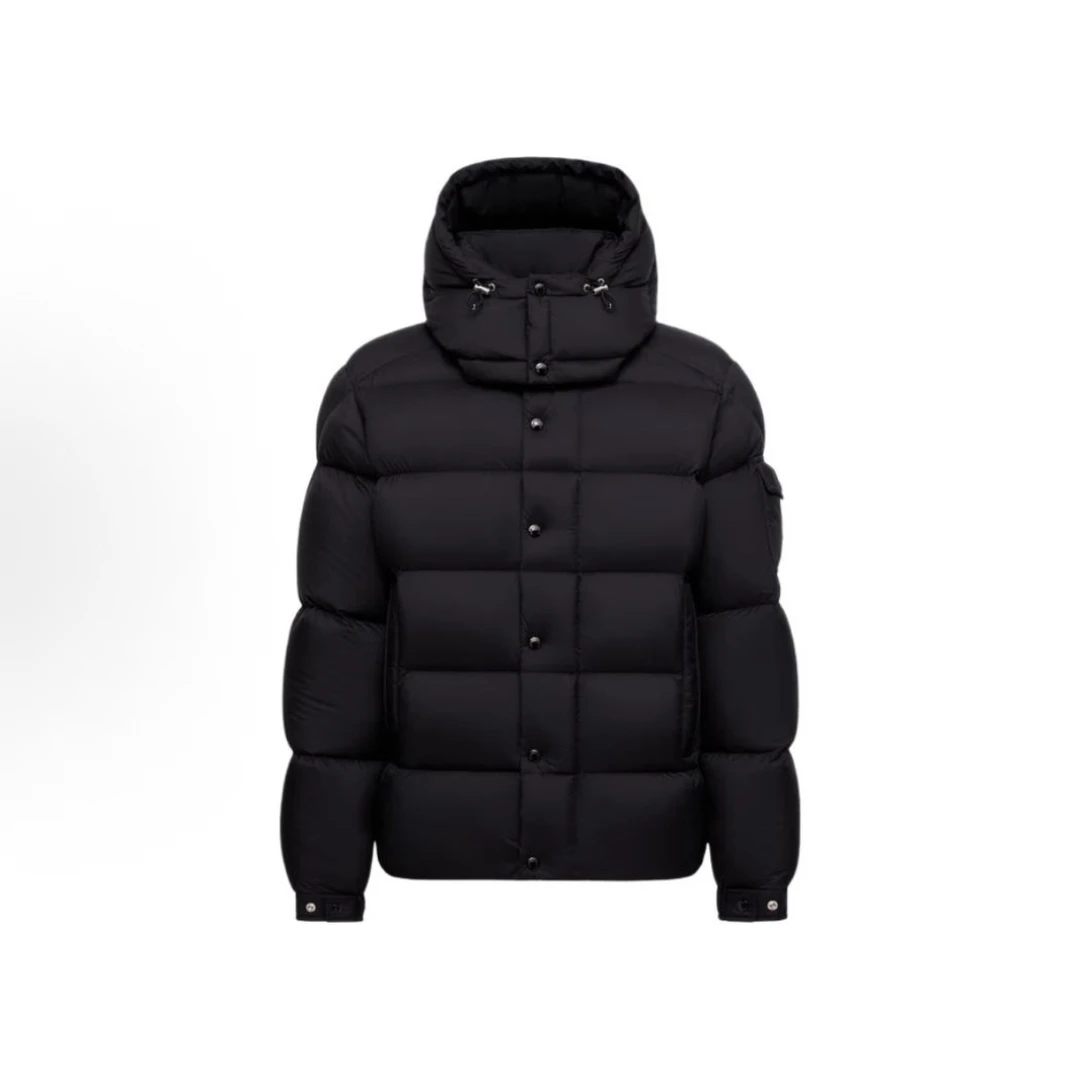 未使用 MONCLER 70周年限定 黑色男款羽绒服