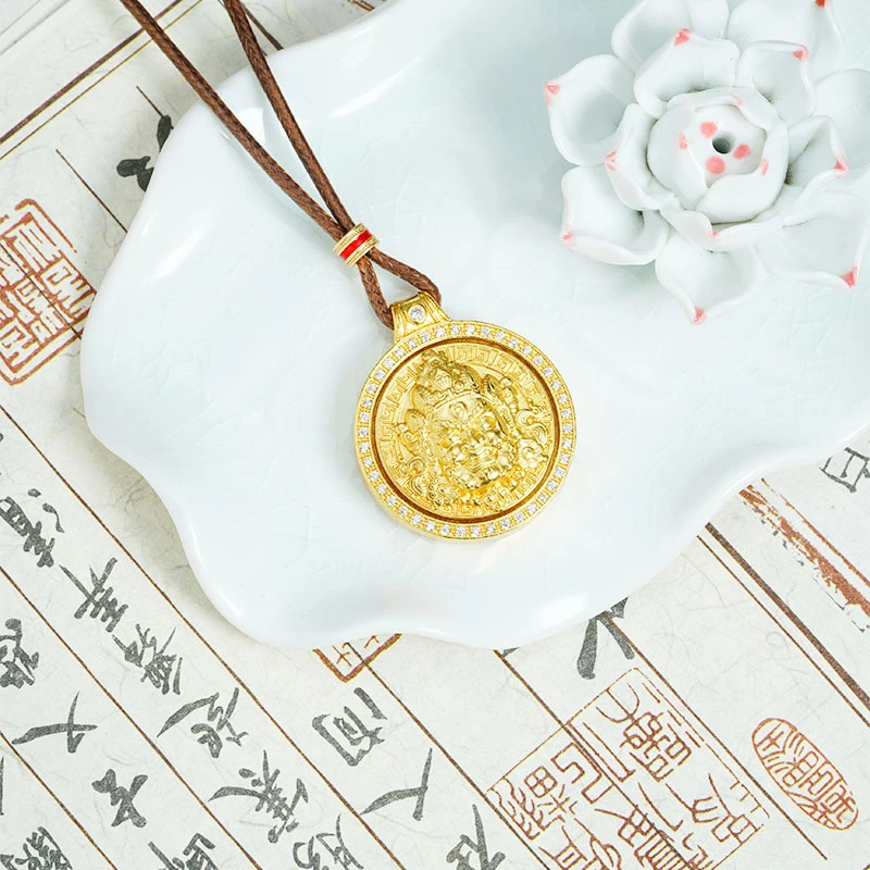 铜合金吊坠 国潮古法项链镶钻圆边可旋转黄财神招财吊坠金色时尚