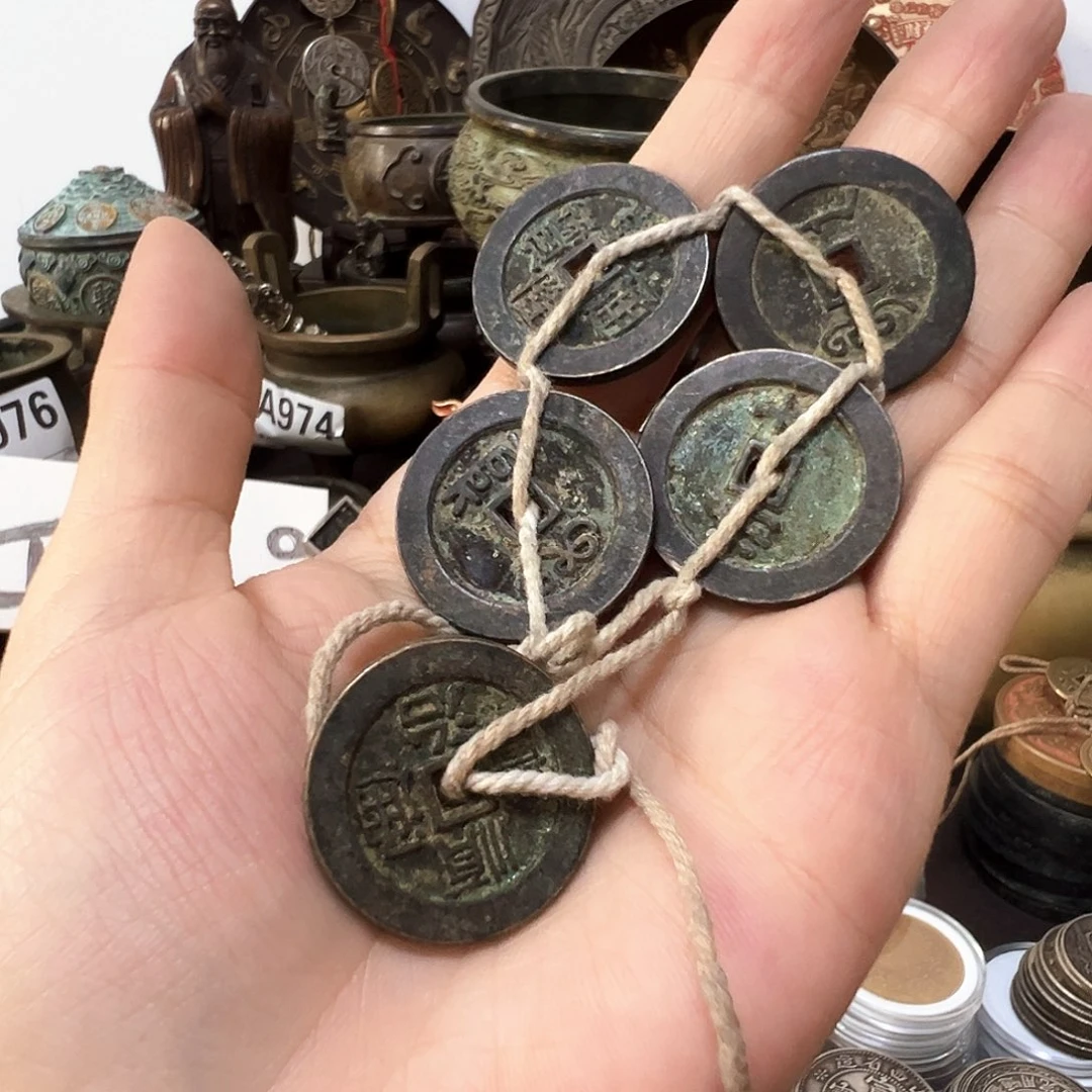 金属复古风格摆件
