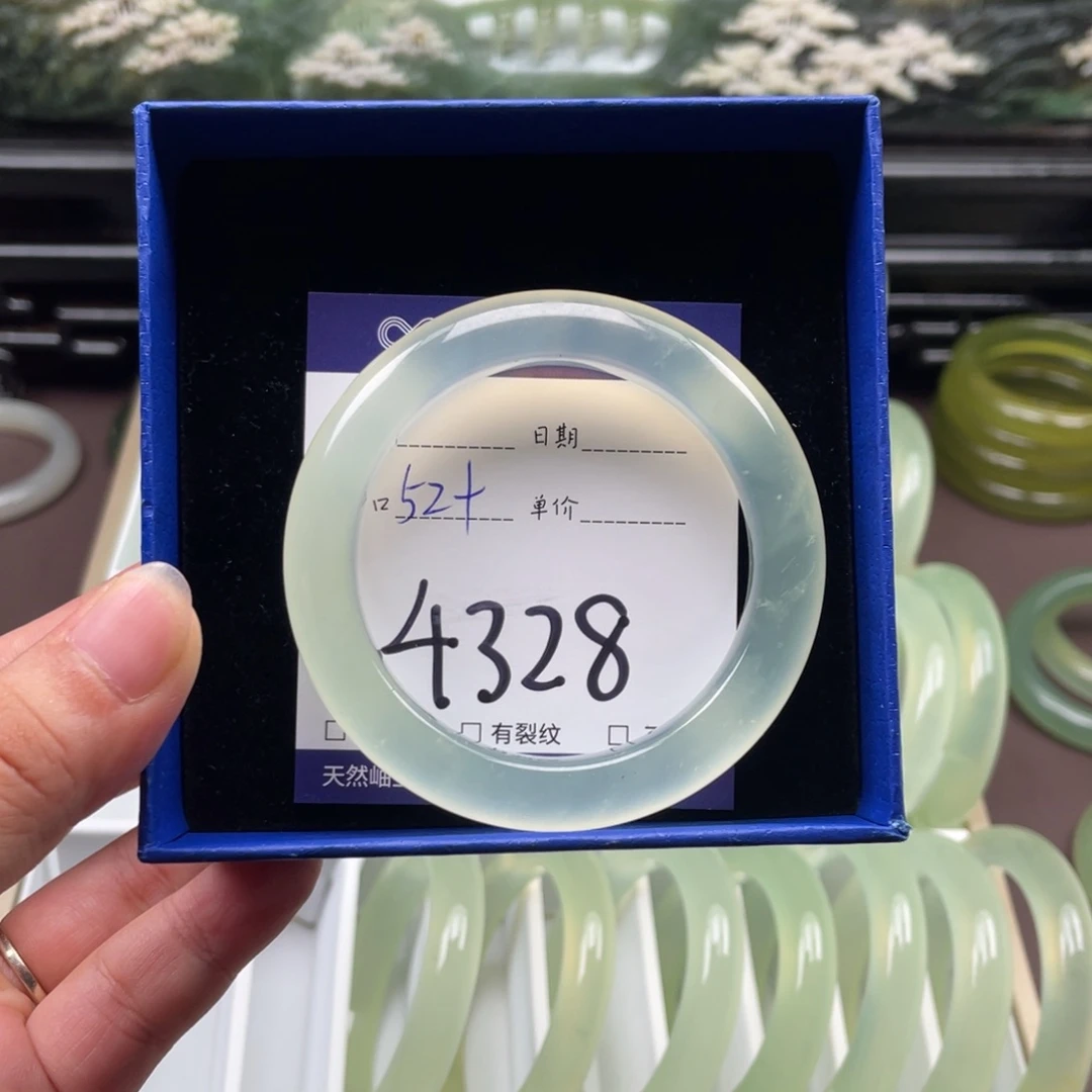 未镶嵌岫玉手镯手镯
