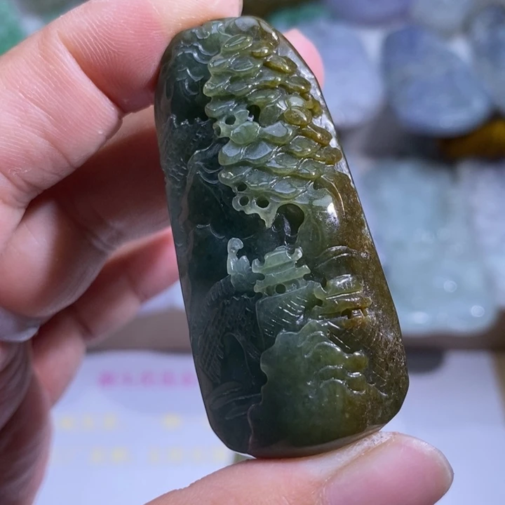 【闪购商品】颈饰未镶嵌翡翠山水