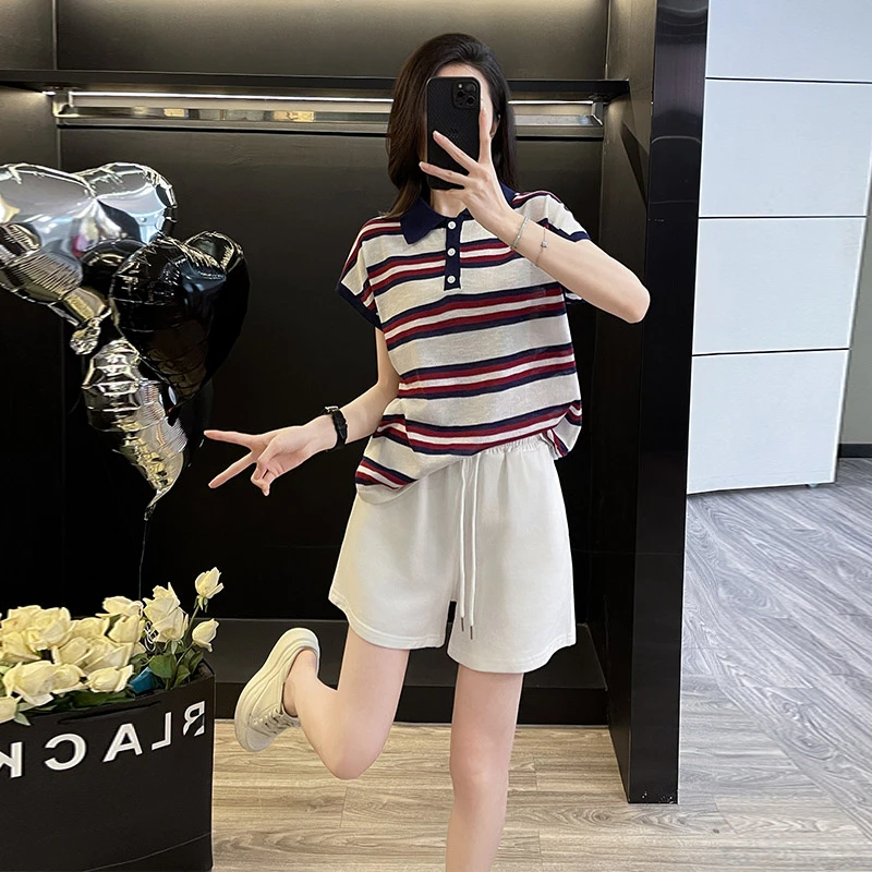 2025夏季新款设计感拼色条纹短袖T恤上衣白色短裤休闲运动两件套