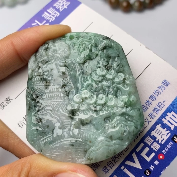 翡翠颈饰未镶嵌翡翠