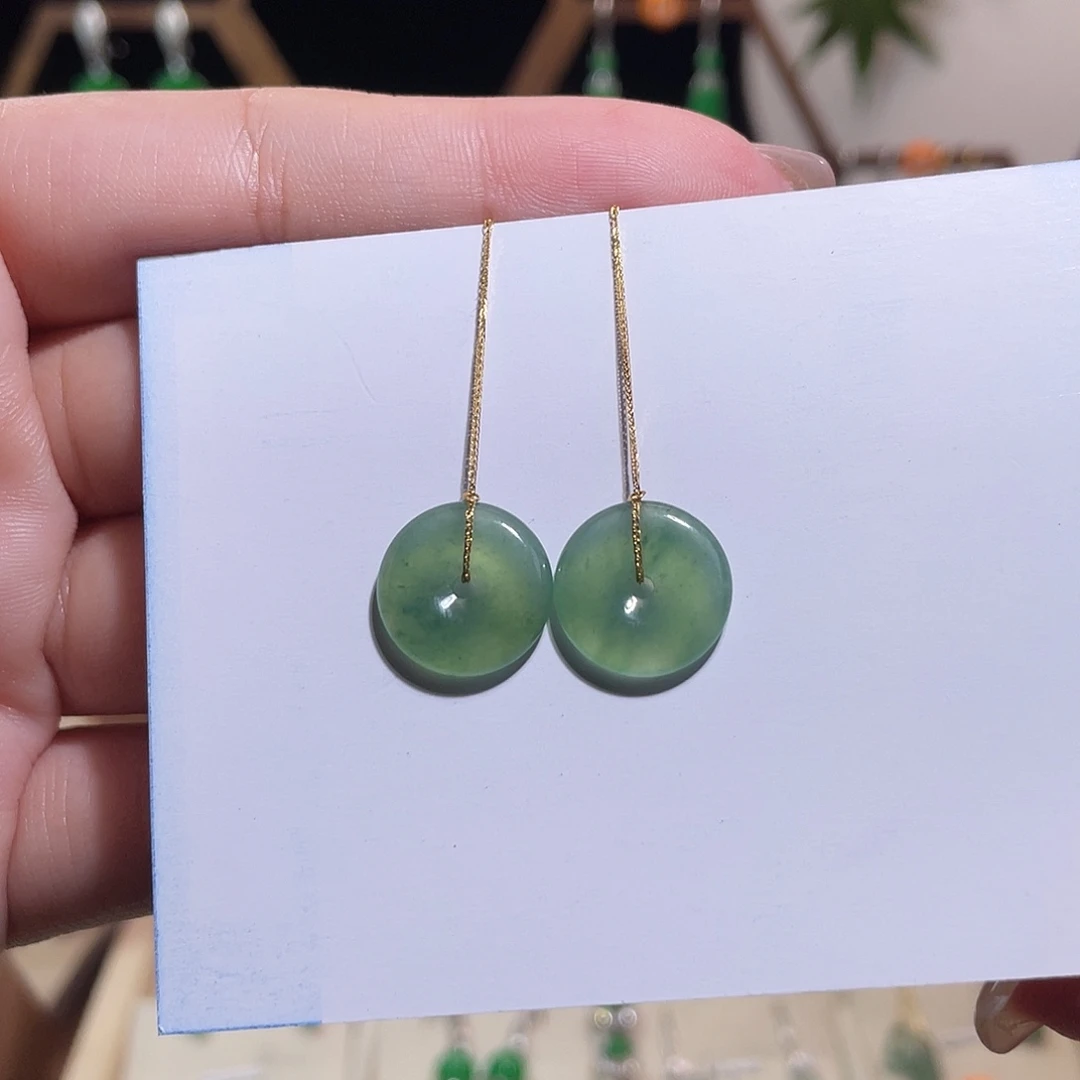 翡翠18K金镶嵌耳饰