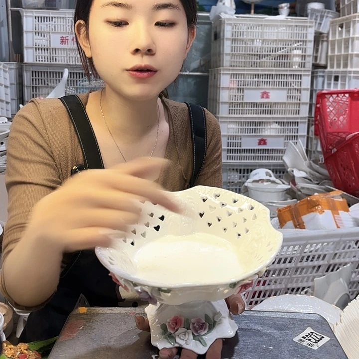 盘微瑕产品………捏花一个
