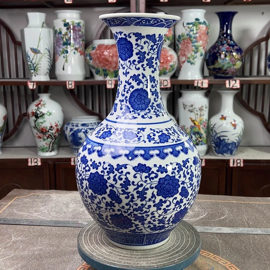 摆件陶景德镇陶瓷缠枝