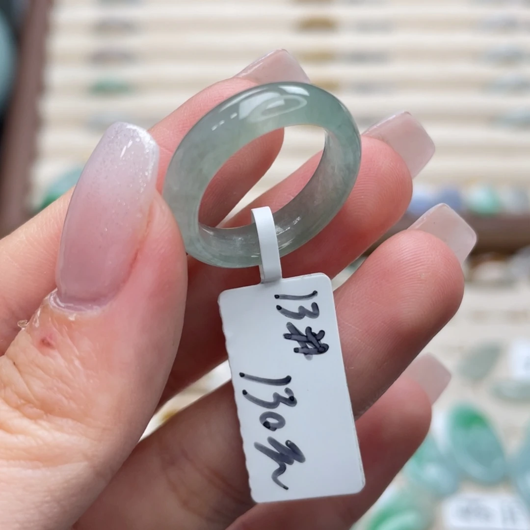 翡翠未镶嵌戒圈a24港圈13冰油青