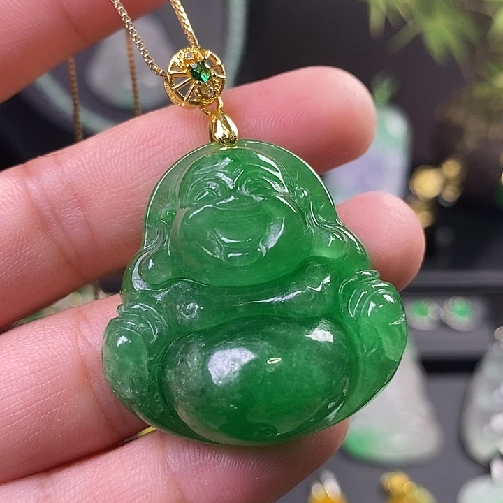 翡翠未镶嵌吊坠(赠链)