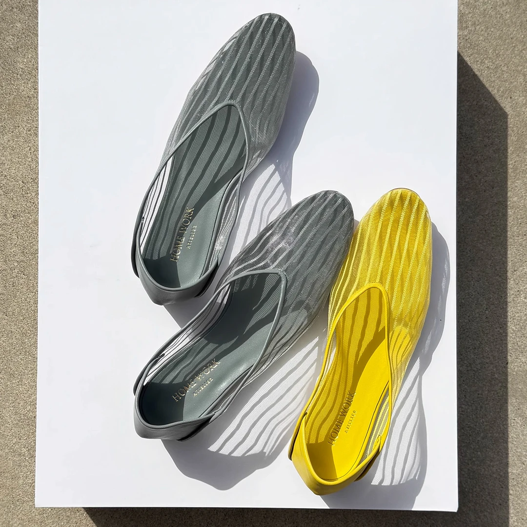 高档舒适百搭时尚原创设计手工制条纹纱网面V口杏头平底可踩单鞋