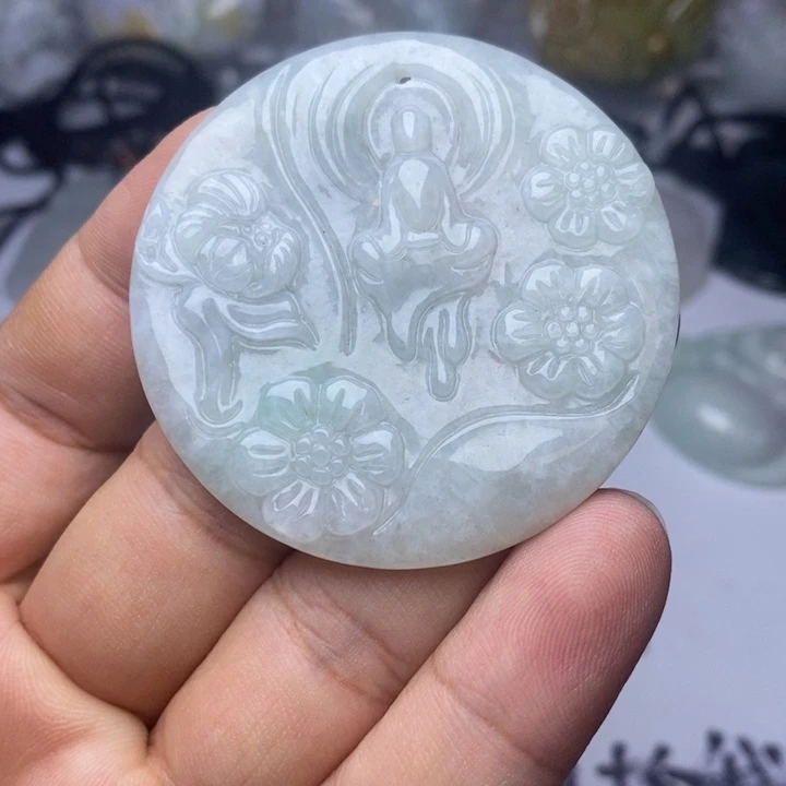 翡翠未镶嵌颈饰翡翠