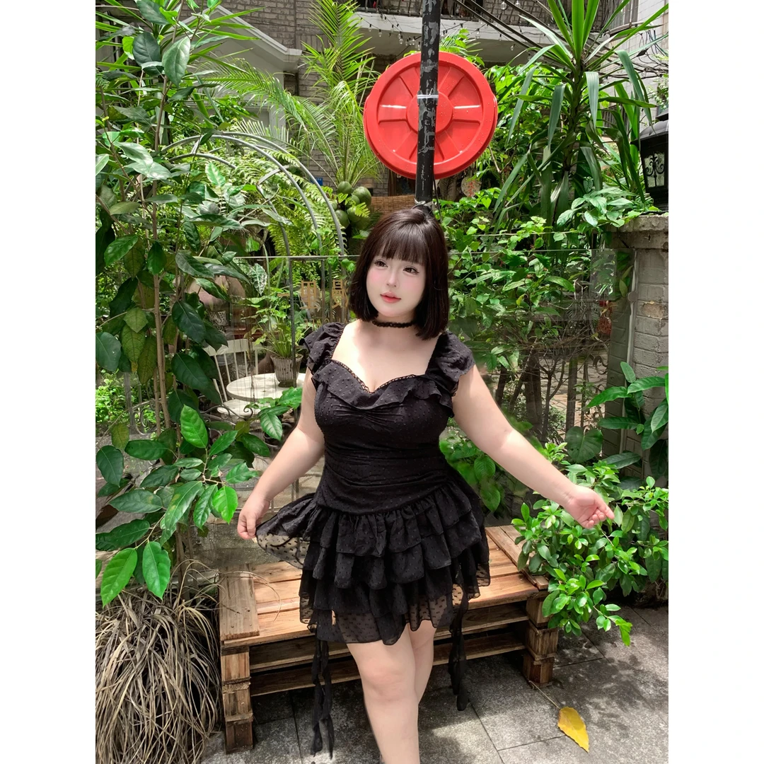雪雪 【暗夜精灵】新款法式气质连衣裙飞袖夏季收腰性感蕾丝短裙女