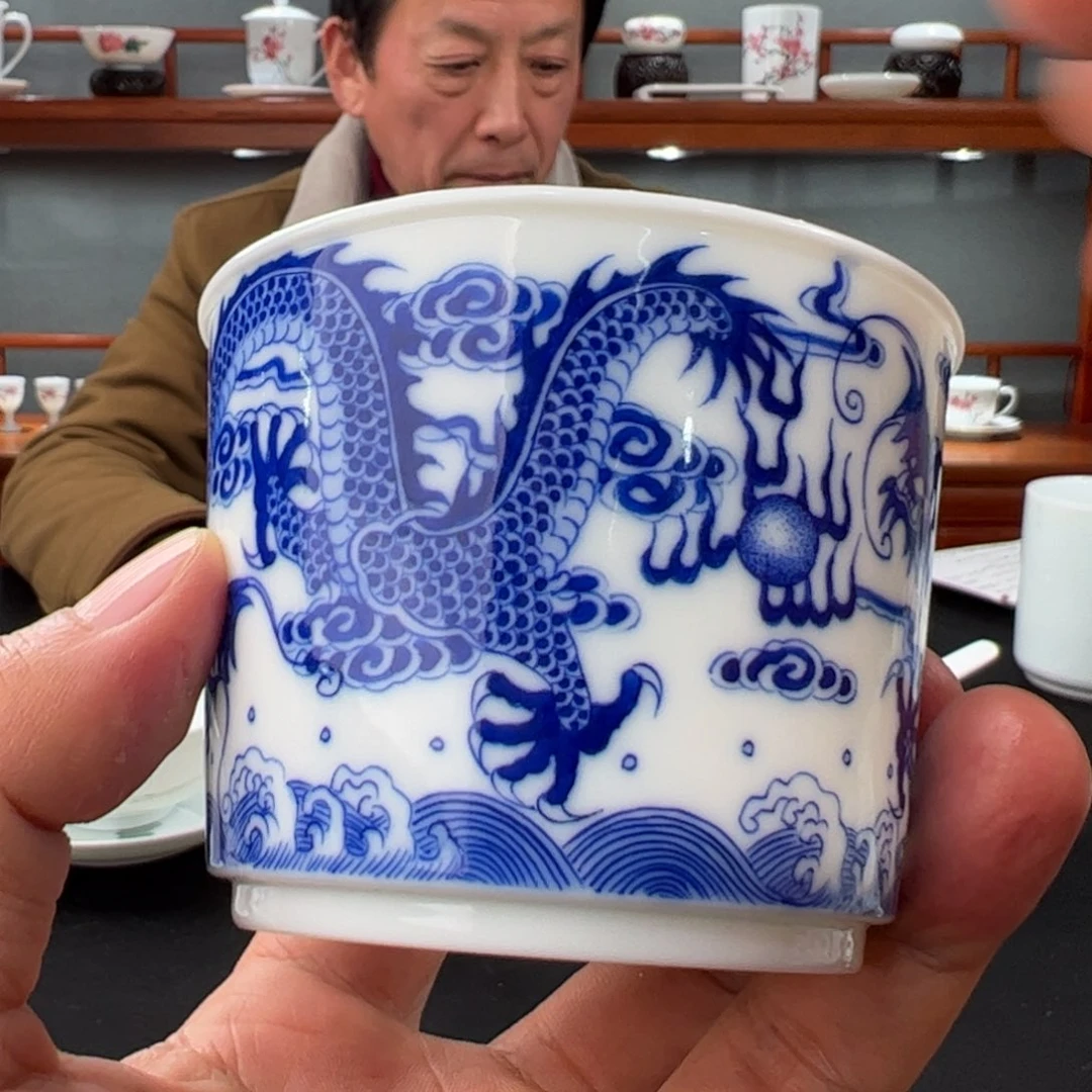 柴窑青花龙纹书卷杯一级品