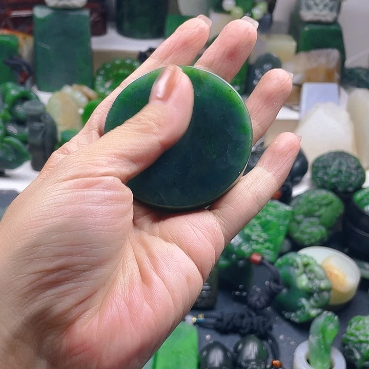 未镶嵌和田玉珠宝半成品