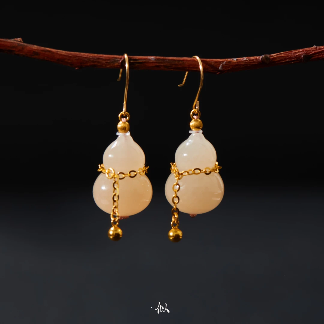 L【福悦】·似梓珠宝· 18K藕粉葫芦耳钩 XYGD371045-B