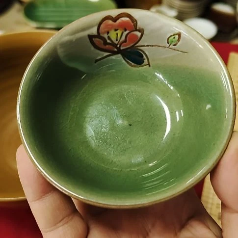 瓷片瓷器，各种摆件，沙锅，五厂，七厂！