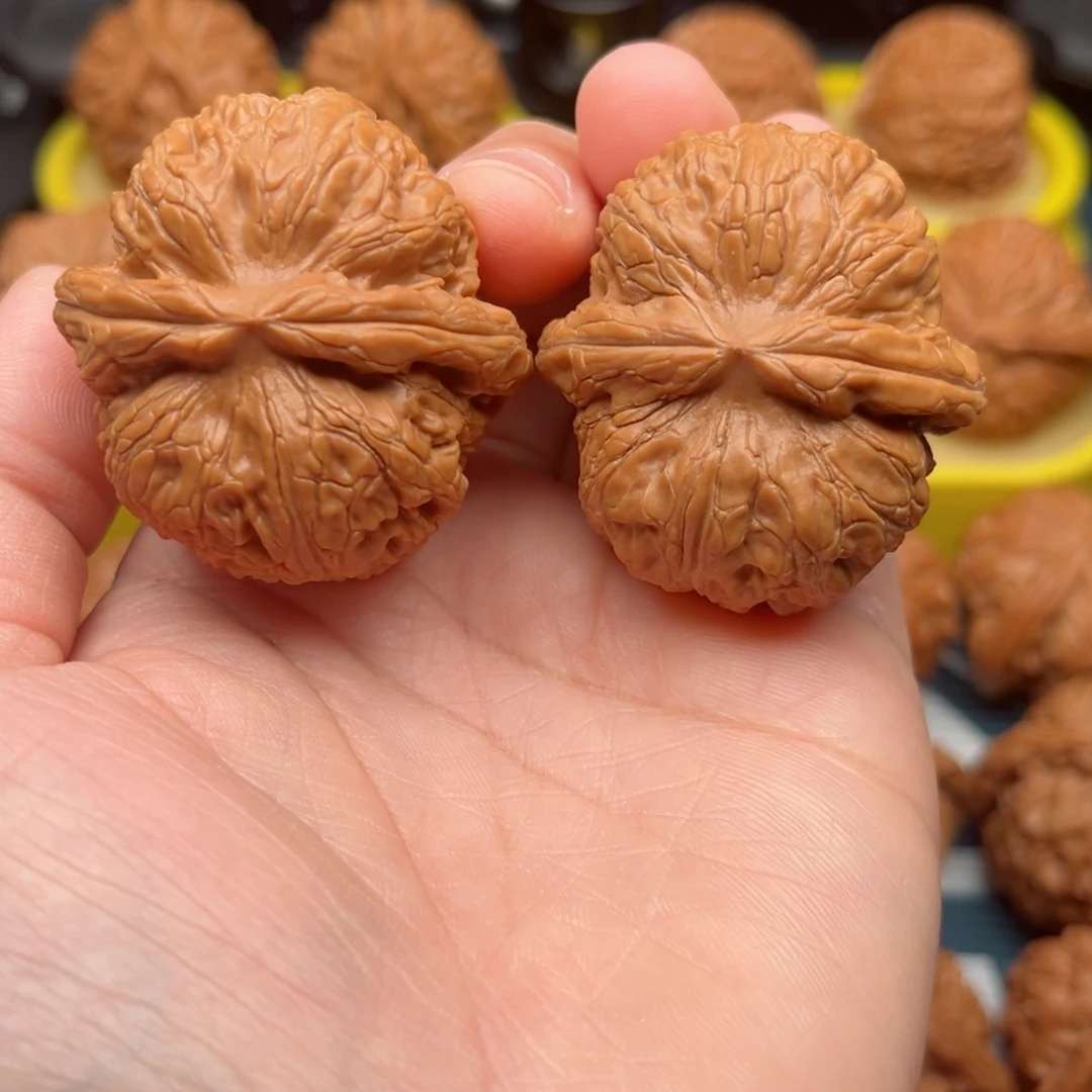 【闪购商品】桃木树***理文玩核桃手把件41元宝