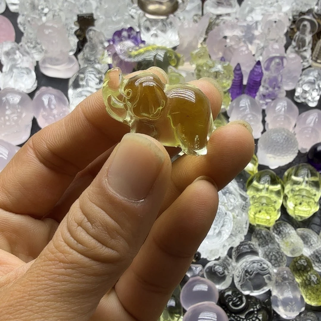 颈饰未镶嵌水晶摆件
