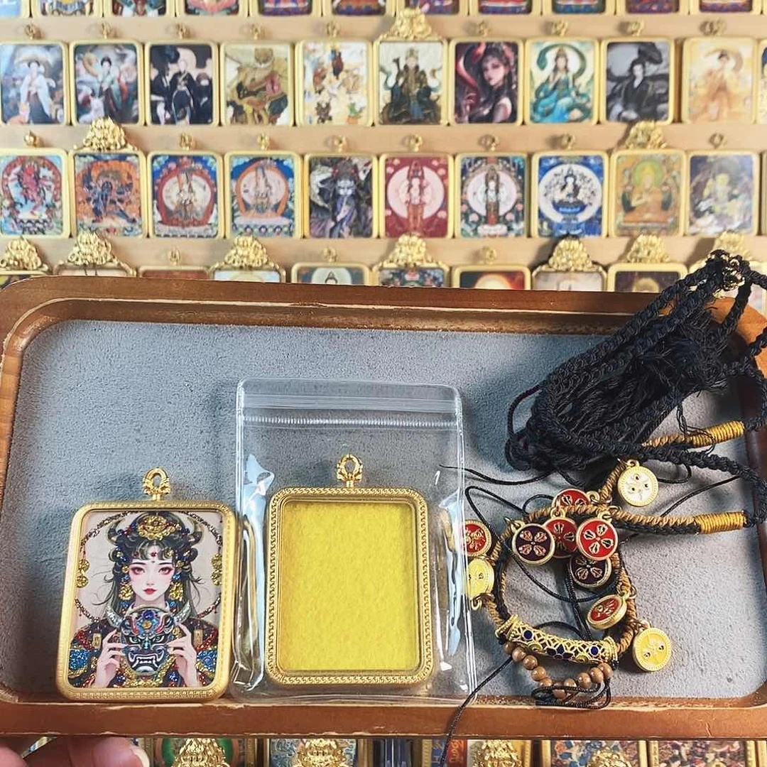 吊坠前世今生单面唐卡