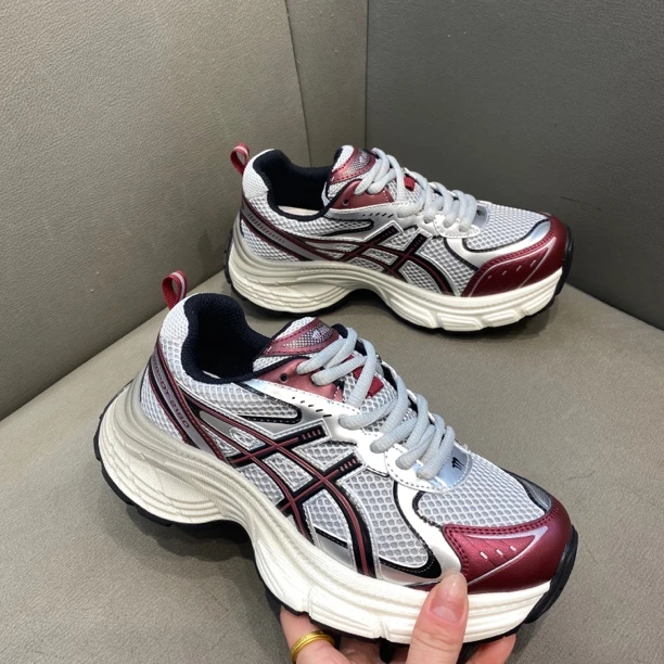 大贺家爆款时尚百搭女款老爹鞋823-103