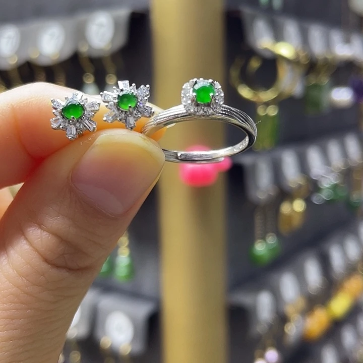 翡翠银S925镶嵌耳饰