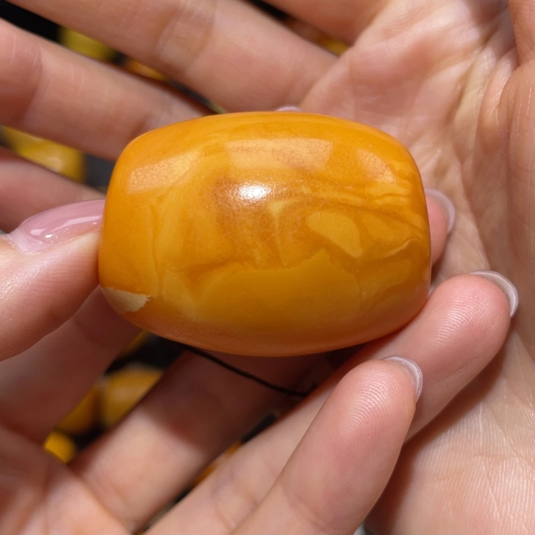 【闪购商品】琥珀裸石未镶嵌马蹄