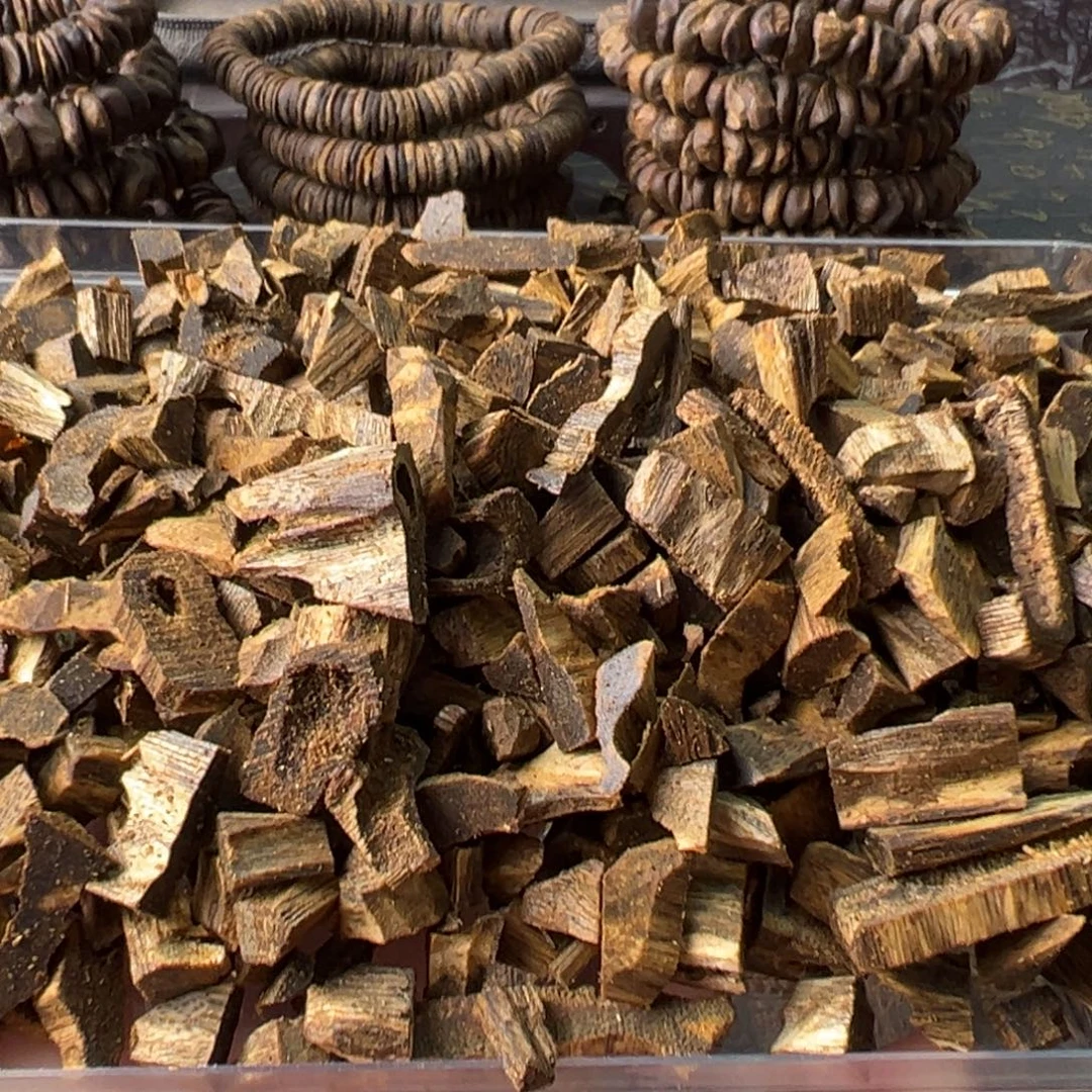 强***大沉香碎屑沉香棋楠小块料