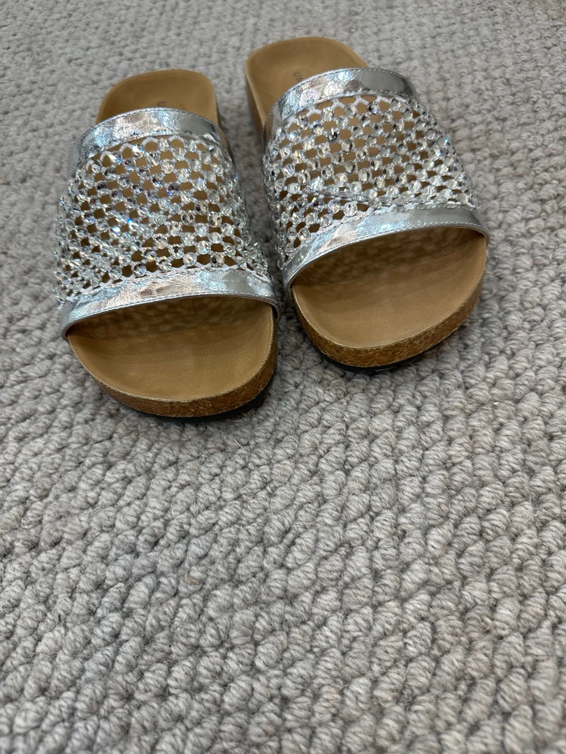 YZ202505114新款亮钻拖鞋休闲时尚舒适外穿平底