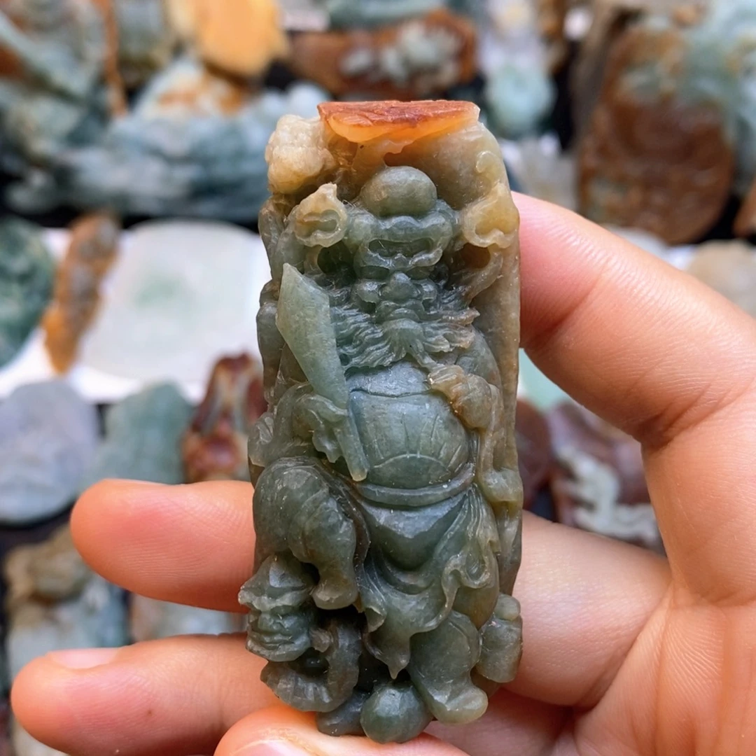 定制翡翠未镶嵌特色12