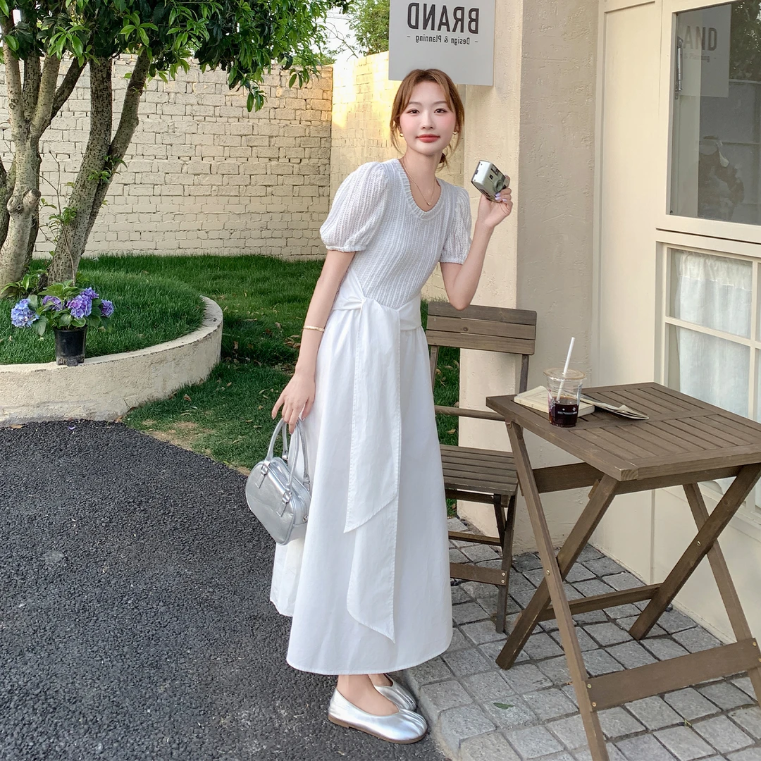 泡泡袖白色连衣裙女夏季2025新款法式温柔风气质绑带收腰显瘦长裙