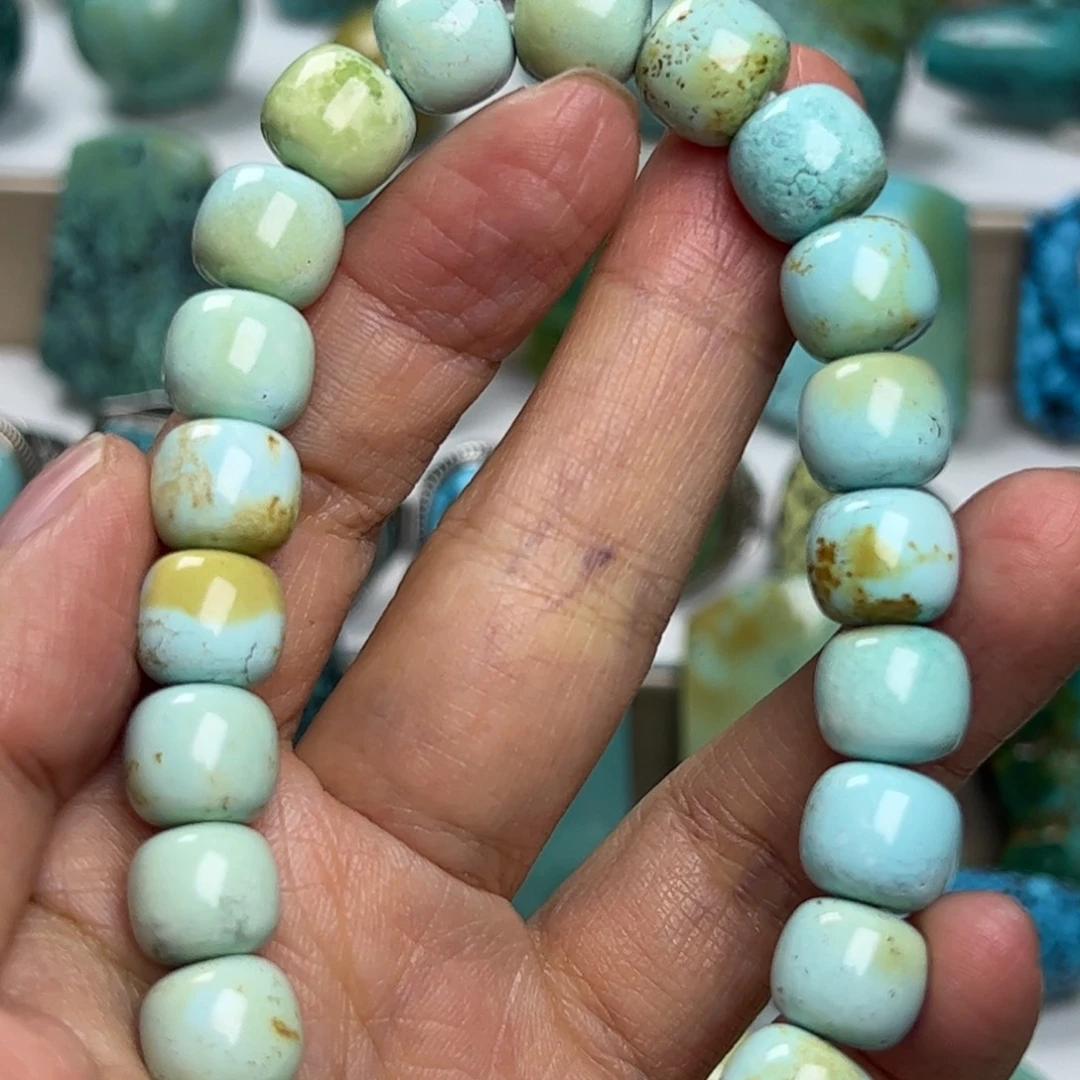 绿松石未镶嵌天然原矿绿松石